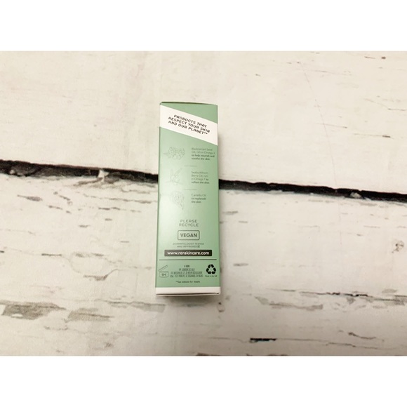 REN Clean Skincare Evercalm - Picture 2 of 7